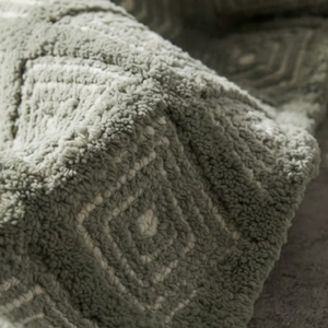 Compre Ahora Alfombra de Lana Tejida a Mano Tufty Diamond, Alfombra de Área Hecha a Mano de Primera Calidad, Alfombra Moderna con Diseño de Diamantes - Product Image 5