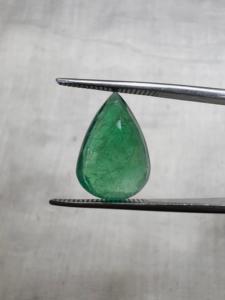 Pierre précieuse naturelle de 5,78 ct, vert émeraude, taille poire facettée, en vrac, pour la bijouterie, Jai Narayan Gems - Product Image 3