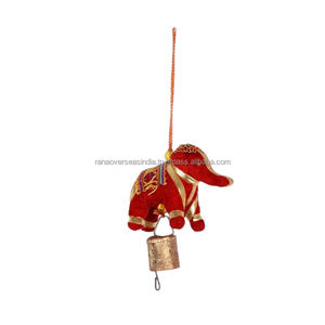 Carillon éolien éléphant suspendu au mur au design classique et élégant utilisé pour la décoration extérieure et intérieure disponible au meilleur prix - Product Image 5