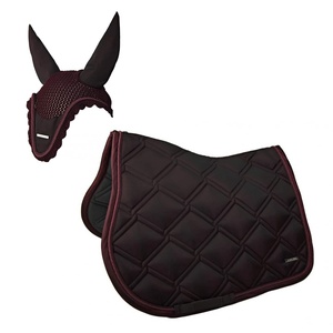 Euro Cavall Industries 2026 Tapis de selle de compétition et d'entraînement pour le saut d'obstacles, écologique, avec doublure en bambou et rembourrage en polyester satiné - Product Image 1