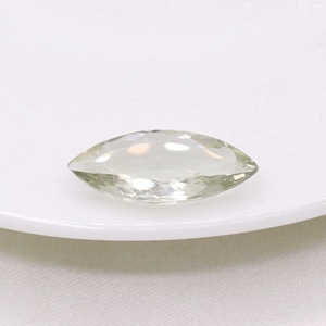 Vente en gros de pierres précieuses naturelles en améthyste verte de 9,5 carats, taille marquise facettée, 26x11 mm, Memoria Jewels - Product Image 2