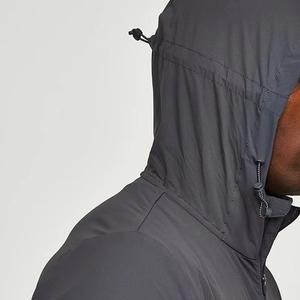 Veste coupe-vent légère et résistante au vent pour homme, idéale pour les activités de plein air, avec logo personnalisé sur le devant, vente en gros, très demandée - Product Image 5