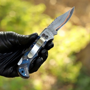 Cuchillo Plegable Recto de Acero de Damasco Premium con Mango Personalizado OEM, Cuchillo de Bolsillo Utilitario para Camping y Exteriores, Grado Industrial, Venta al por Mayor - Product Image 5