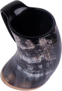 Mug en corne authentique Viking avec base en bois, design classique fait main, capacité de 500 ml, cadeau unique pour les amateurs de bière - Product Image 4