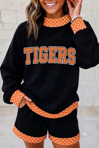 Sudadera Personalizada para Mujer con Cuello Alto, Ribete a Cuadros, Diseño Deportivo Vintage con Gráficos de Tigres, para Otoño e Invierno - Product Image 5