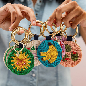 Porte-clés brodé tendance en gros, motif fruit, mignon, fait main, breloque de sac perlée - Product Image 6