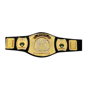 เข็มขัดแชมป์ FFL Mi Familia ดีไซน์ทองคำและเพชร สายสีดำพรีเมียม พร้อมโลโก้ฟุตบอล สำหรับนักสะสมหรือแฟนๆ - Product Image 1