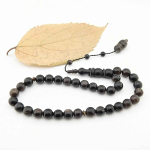 Tasbih de qualité supérieure à 33 perles rondes de 10 mm et 12 mm en corne de buffle, fait main, toucher réel, objet d'art de collection, prière musulmane MN EXPORTS - Product Image 4