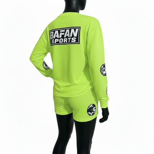 Conjunto de Camiseta y Pantalones Cortos de Algodón y Poliéster para Mujer, 220 GSM, con Logotipo Personalizado por Transferencia Térmica, 100% Algodón - Product Image 5