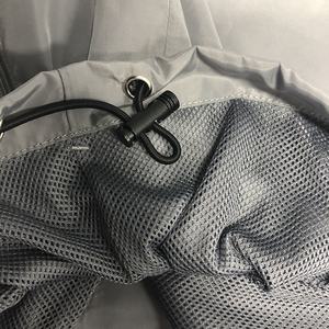 Conjunto de Chaqueta con Capucha y Pantalones Cortos Impermeables para Invierno, Traje Deportivo Cortavientos, Conjunto de Pantalones Cortos Ligeros para Correr - Product Image 6