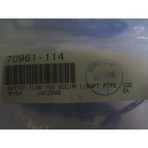 สวิตช์โฟลว์ 70961-114 100 SCC/M CO2, ชุด 3 ชิ้น, มือสอง - อุปกรณ์และอะไหล่เซมิคอนดักเตอร์ระดับโลกที่เชื่อถือได้ - Product Image 1