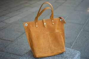 Bolso Tote de Cuero Genuino Hecho a Mano para Mujer, Bolsos de Hombro de Lujo para Uso Diario LTB-0227 - Product Image 2