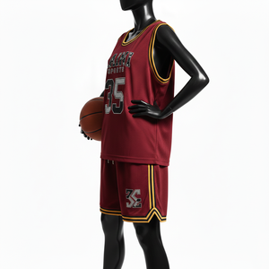 Ensemble short et maillot de basket-ball en mesh premium pour femme, polyester respirant 180 GSM, logo transfert thermique or bordeaux, ensembles pour femmes - Product Image 4