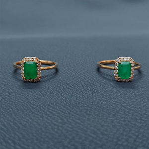 Anillo de Aniversario RIZTA JEWELS para Mujer, Clásico, de Oro Sólido de 14 Quilates, con Esmeralda Natural de Corte Esmeralda - Product Image 5