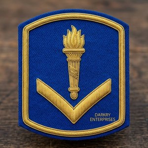 Écusson Chevron en Fil d'Or Fait Main, Insigne de Club Personnalisé pour Blazer, Uniforme Formel, Décoration de Vêtements d'Association - Product Image 6