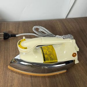 Plancha Eléctrica de 2 kg y 1200 W, Temperatura Ajustable, Suela Antiadherente, Cable Giratorio de 360 Grados, Protector de Cable, para Hogar y Hotel - Product Image 4