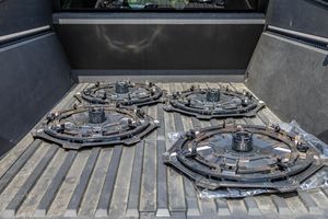 รถมือสองล่าสุดปี 2024 เทสลา ไซเบอร์ทรัค ไซเบอร์บีสต์ พร้อมส่งทั่วโลก - Product Image 6