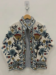 Chaqueta Bomber Suzani Tejida a Mano en Jaipur, India, Bordado a Mano, 100% Algodón, Estilo Étnico Bohemio, Venta al Por Mayor - Product Image 1