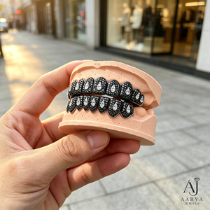 Grillz dentaires en moissanite noir et blanc VVS, taille brillant rond, sur mesure, pour cadeau de fête - Product Image 2