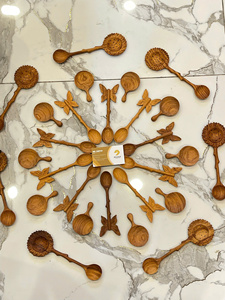 ช้อนไม้แกะสลักลายใบไม้ ทำมือ เป็นมิตรกับสิ่งแวดล้อม พร้อมสลักโลโก้ ความจุ 20 มล. สำหรับงานปาร์ตี้ - Product Image 2