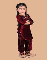 Ensemble Kurti Afghani en velours traditionnel pour filles, manches longues, couleur bordeaux TR-MRNAFG, séchage rapide et extensible, sans plis, toutes saisons