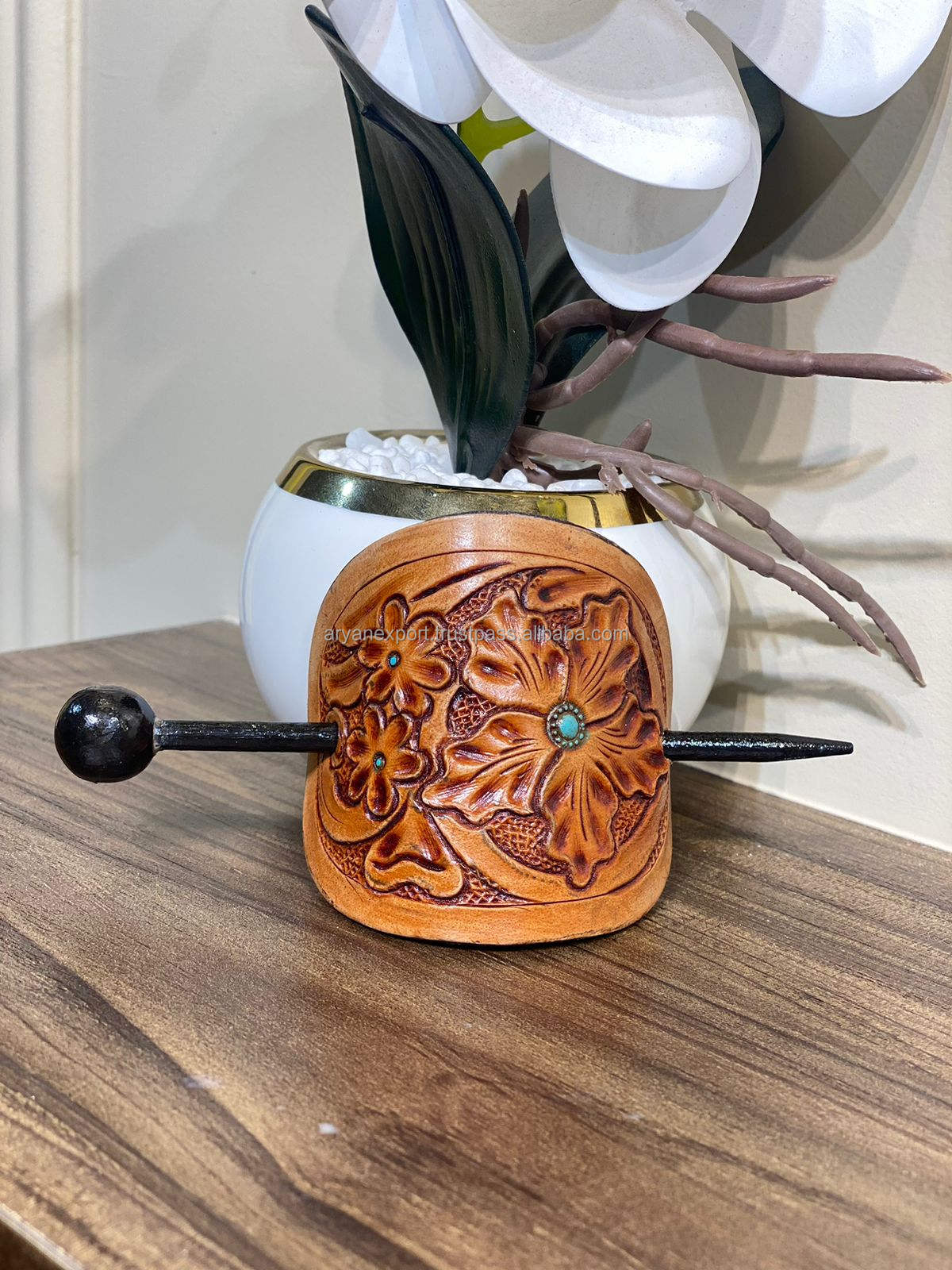 สีน้ำตาล