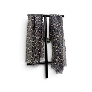 Chal largo estampado suave para mujer, para envolver el cuello, realzar el estilo de los hombros y uso de temporada, a precio mayorista por proveedor. - Product Image 3