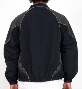 Chaqueta y Pantalones Deportivos Unisex de Nailon Transpirable con Estampado, Diseño de Logotipo Personalizado, Venta al Por Mayor - Product Image 6