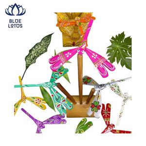 BEST-SELLER Jouet d'équilibre libellule en bambou fait main et durable, hautement recommandé, écologique, pour la décoration de jardin et de maison, vente en gros - Product Image 1