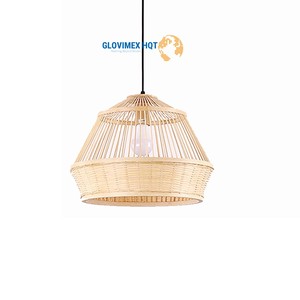 Lampe en bambou et rotin, best-seller, éclairage durable pour la décoration d'hôtel - Product Image 1