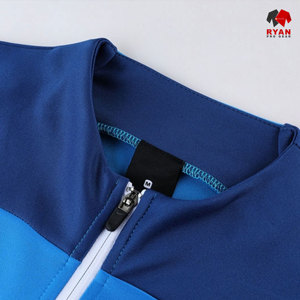 Chándal para Hombre Ryan Pro Gear, Diseño Personalizado, Tela Cómoda, Corte Regular, con Logotipo Personalizado, Cierre de Cremallera - Product Image 2