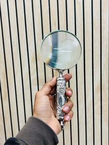 Lupa de Mano de 4'' Estilo Antiguo con Acabado en Níquel |   Lupa de Lectura e Inspección con Mango de Metal Vintage - Product Image 4