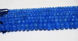 Cadena de cuentas facetadas de calcedonia azul natural de 8 a 12 mm, de 8 pulgadas de largo. - Product Image 2