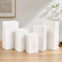 Bolsas de Compra de Papel Kraft Blanco Reciclable con Asas e Impresión de Logotipo Personalizado para Empaquetado Minorista Directo de Fábrica