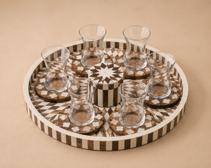Juego de bandejas redondas de madera con 1 caja y 6 posavasos con patrón geométrico, bandejas decorativas bohemias, paquete multipieza - Product Image 1