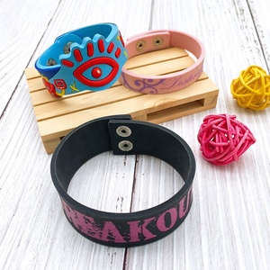 Pulsera de PVC blando de diseño 2D, Marktex - Product Image 2