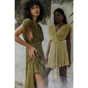 Elegancia: Nuestro Vestido Luna Asimétrico Más Vendido Ahora Disponible, Vestido Cruzado de Lujo para Vacaciones, 100% Algodón, Largo hasta el Suelo, Color Sólido - Product Image 4