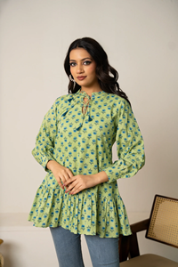 เสื้อทูนิคผ้าฝ้ายพิมพ์ลายดอกไม้สไตล์โบฮีเมียนสำหรับผู้หญิง |   เสื้อเชิ้ตแขนยาวสไตล์ลำลองแบบผูกด้านหน้า ลายชนเผ่า สำหรับผู้ซื้อส่งออกขายส่ง - Product Image 4