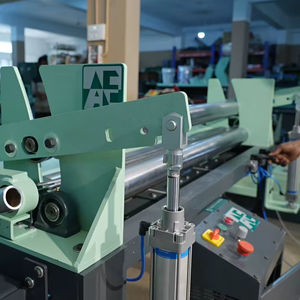 Máquina de alta eficiencia para la fabricación de rollos de algodón médico - Product Image 2