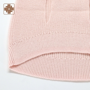 Pull pour chien doux et super confortable de style classique, simple et moderne, en beige, rose, bleu ciel et vert, idéal pour le printemps, fabriqué à Taïwan - Product Image 2