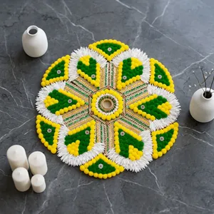 Décoration de sol Rangoli traditionnelle en feutre non tissé en métal fait main en forme de fleur pour Diwali, baptême, décoration intérieure, vert et jaune - Product Image 5