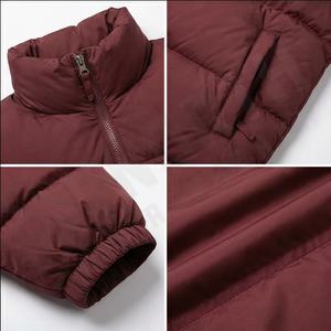 Chaqueta acolchada brillante para hombre con tarifa mayorista de fabricante pakistaní, prendas de vestir de moda, suministro en línea del mercado, chaqueta de burbujas de nailon para invierno - Product Image 4