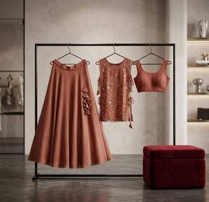 Ensemble Kurta et Lehenga en soie croustillante, directement de l'usine, pour événements culturels, disponible en qualité et prix d'exportation. - Product Image 2