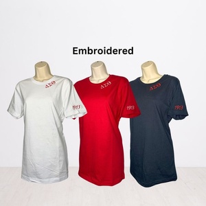 Camisetas con Gráficos Bordados y Brillantes, Moda Nueva, para Chicas y Mujeres, Ropa Casual de Calle, Perfecta para Eventos de Moda, Clubes y Equipos de Fans - Product Image 4