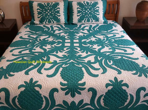 Handmade Designer <b>Light</b> Green Color And White Embroidered Hawaiian Quilts With <b>Pineapple</b> Patterned Work Quilts Set For Decor - Product Image 2