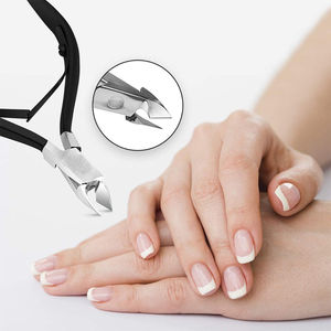 Kit d'outils de manucure et pédicure 2-en-1 en acier inoxydable : coupe-ongles et repousse-cuticules - Product Image 5