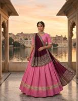 Lehenga Choli indien traditionnel en soie avec dupatta brodé, tenue de mariage pour femmes, robe ethnique longue, beige et bordeaux