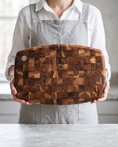 Tabla de Cortar Ovalada de Madera de Teca Personalizada Hale Timeless Kitchenware, 1.5 cm de Grosor, Duradera, Fácil de Limpiar, Antideslizante, Apta para Lavavajillas - Product Image 2