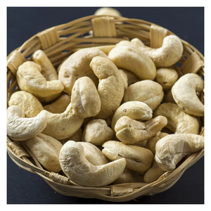 Noix de cajou de haute qualité, entières, brutes, naturelles, de qualité supérieure, pour l'alimentation, en vrac, pour la vente en gros et l'exportation - Product Image 1