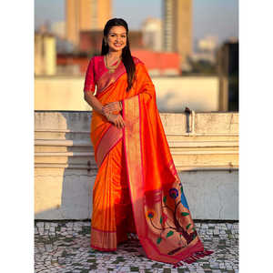 Sari Paithani de Seda Suave Naranja con Tejido Zari, Elegante Ropa de Fiesta India y Pakistaní de Elite Weaves, 650g, Verano/Invierno - Product Image 1